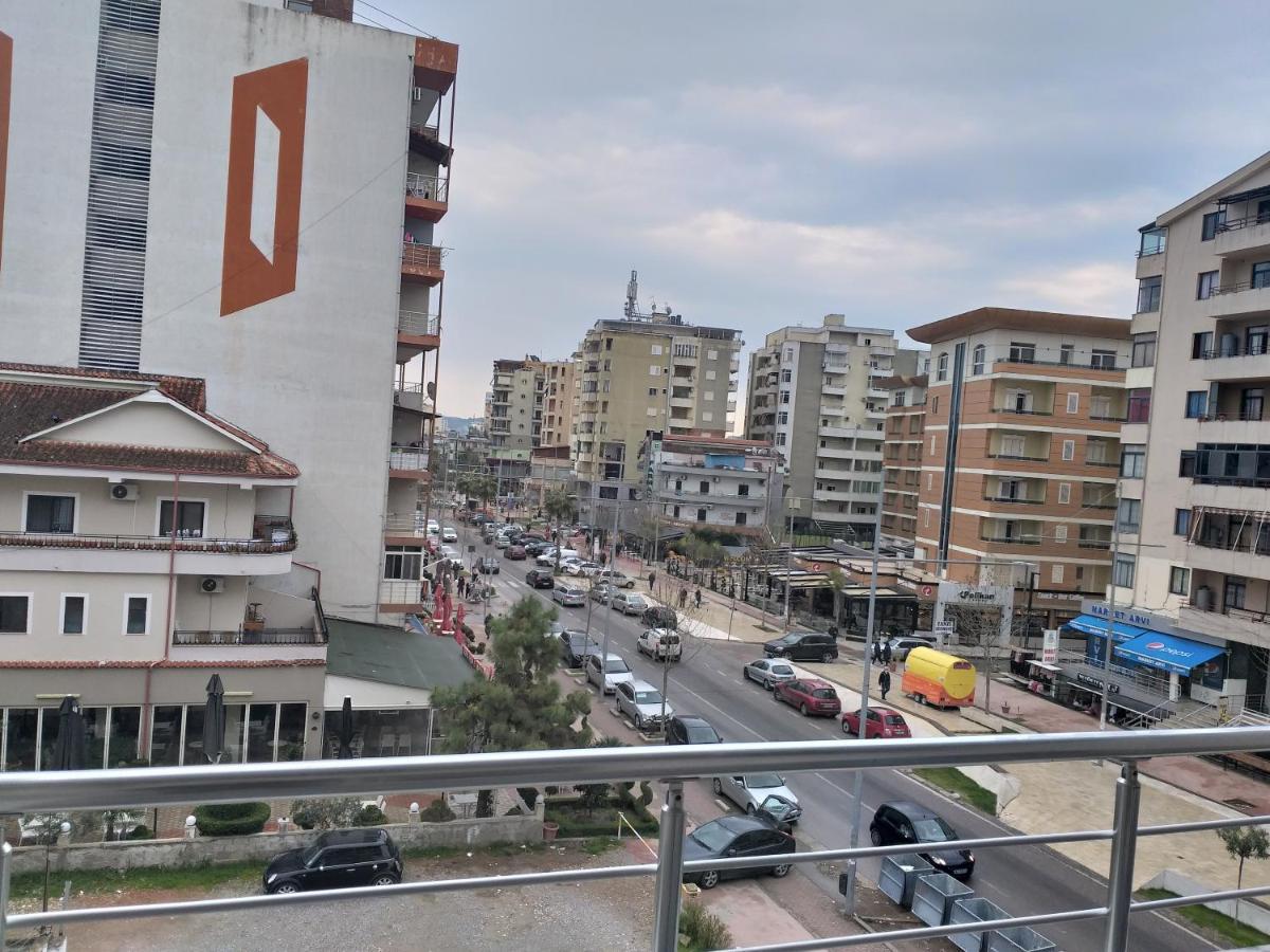 Bral Apartment 3 Dıraç Dış mekan fotoğraf