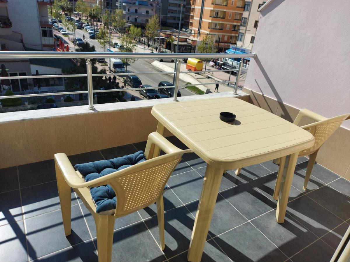 Bral Apartment 3 Dıraç Dış mekan fotoğraf
